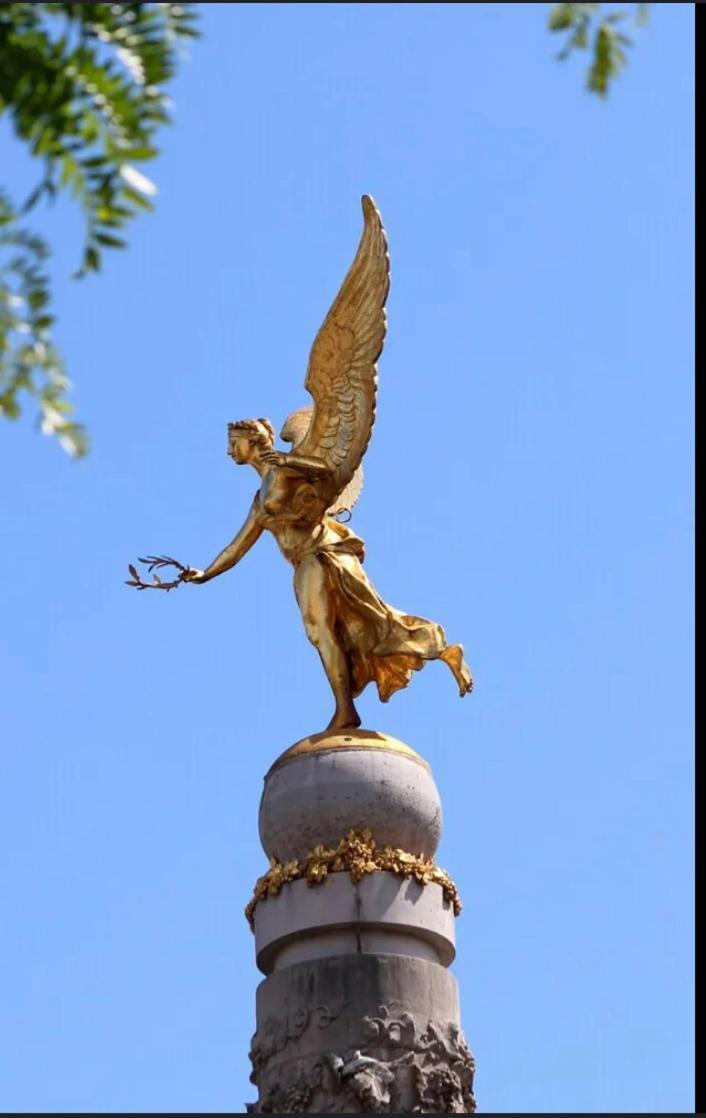 L'Ange Dore 兰斯 外观 照片